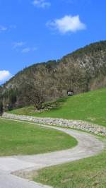 Idyllischer Spazierweg nahe Brixlegg.(1.4.2012)