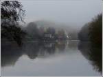 - Nebel - Blick ber den Stausee der Obersauer in Richtung Bavigne.