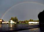 Regenbogen whrend eines krftigen Regenschauers;110619