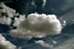 Ein Watte Wolke in Lehrte, am 15.07.2012.