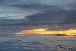 Sonnenuntergang über den Wolken. (Anflug auf Düsseldorf, Juni 2011)