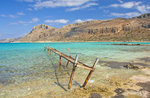 Verrostete Badebrücke in der Balos Lagune der Insel Kreta. Aufnahme: 20. Oktober 2016.