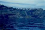 Die Kykladen-Insel Santorin vom Boot aus im Mai 1996