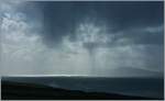 Regenwolken ber Meer und Land bieten eine besondere Stimmung.
(18.04.2013)