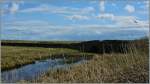 Eine kleine Brcke fhrt zum Strand der Brandon Bay.
(20.04.2013)