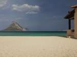 Blick vom Strand bei Porto Taverna auf die Insel Tavolara.