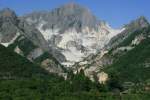Blick auf die Cave di Carrara - die weltberhmten Marmorbrche von Carrara.