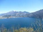 Blick zum Gardasee, aus den Bergen heraus, aufgenommen am 01.04.2015.