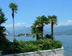 Von Stresa aus ein Blick ber den Lago Maggiore zur Isola Bella.