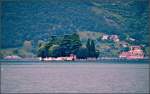 Lago d'Iseo.

Mitten im See liegt die kleine Isola di San Paolo. Sommer 2011.