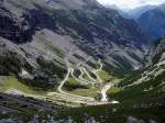 Vom Stilfserjoch gehts hinunter Richtung Bormio.