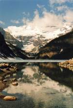 Lake Louise im kanadischen Banff National Park. Aufnahme: Mai 1987 (digitalisiertes Negativfoto).