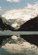 Lake Louise im kanadischen Banff National Park. Aufnahme: Mai 1987 (digitalisiertes Negativfoto).