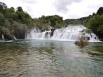 Einer von vielen berauschenden KRKA-Wasserfällen welcher sich  zwischen Knin und Skradin befindet; 130422  