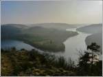 Der Stausee der Obersauer am Abend des dunstigen 13.03.2012 in der Nhe von Kaundorf. (Jeanny)