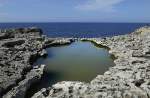 Felslandschaft an der BuchtDwejra Bay auf der Insel Gozo von Malta.