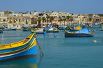 Fischerboote in einem Hafen bei Valletta am 08.04.2016