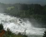 Wasserfall Laksfossen bei Trofors.