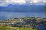 Blick von Narvikfjellet über Ofotfjorden und Narvik.