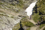 Normalerweise kann die Wanderung zu Trolltunga in Norwegen von Mitte Juni, abhängig von aktuellen Schneeverhältnissen, bis ca. Mitte September durchgeführt werden. Aufnahme: 8. Juli 2018.