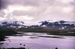 Finsevatnet mit dem Hardangerjøkulen im Hintergrund. Aufnahme: Juli 1985 (digitalisiertes Negativfoto).