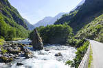 Am Flåmselv südlich von Flåm in der norwegischen Provinz Sogn og Fjordane.