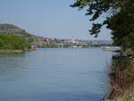 Donau mit Blick auf die Stadt Krems, Wachau (19.04.2019)