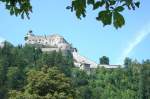 Burg Hohenwerfen. Imposant ihre gesamte Bauweise steht sie hoch ber dem Salzachtal.  8.09.09