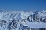 Ein geradezu winterlicher Anblick, doch das Bild entstand am 22.3.2013 von der Bergstation der Wildspitzbahn