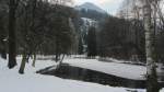 Der Teich im Matzen Park ist am 11.2.2013 bereits an einigen Stellen wieder aufgetaut.