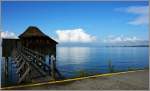 Im Vordergrund ein Badehaus bei Bregenz, im Hintergrund ist schon Lindau zu erkennen.
(21.09.2011)