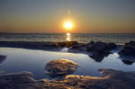 Sonnenuntergang am Strand vor Czołpino i Slowinzischen Nationalpark in Hinterpommern. Aufnahme: 16. August 2020.