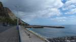 Der einzige Sandstrand auf Madeira ist künstlich angelegt, hierzu wurde Sand aus der Sahara herbeigeschafft, und ist bei Calheta an der Südküste zu finden (Februar 2014)