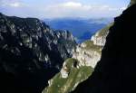 Das Postăvarul-Massiv südlich von Brașov. Aufnahme: Juni 1990 (eingescanntes Dia).