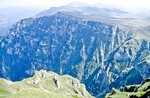 Das Postăvarul-Massiv südlich von Brașov. Bild vom Dia. Aufnahme: Juli 1990.