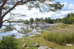 Schärenküste an der Halbinsel Gränsö im schwedischen Småland. Aufnahme: 20. August 2025.