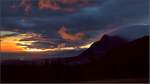 Blick in den Abend mit Balmberg und der markanten Südseite des Schweizer Jura.