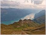 . Abendstimmung am Brienzer Rothorn (2350 m . M.) - Die Wolken spiegeln sich im Brienzer See, whrend die Berner Hochalpen noch von der Sonne angestrahlt werden. 27.09.2013 (Jeanny)