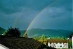 Doppelter Regenbogen ber dem Drrenast bei Thun im Sommer 1993