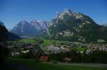 Nfels im Glarner Tal, Ausblick auf den Wiggis 2282 M., Kanton Glarus 
(03.07.2011)