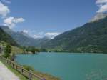 Unterwegs mit der Bernina Bahn von St. Moritz nach Tirano am 10.07.2008, hier am Lago di Poschiavo