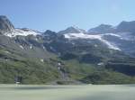 Piz Cambrena am Lago Bianco auf der Pahhe der Bernina Bahn am 10.07.2008