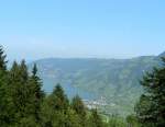 Blick auf den Zuger See und auf Arth aus der Rigi Bahn am 04.08.07.