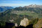 Blick vom Le Chamossaire auf Leysin; 19.10.2013