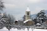 Die tiefverschneite Kirche La Chisaz in St-Lgier   (02.12.2010)