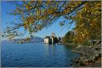 Herbstliches Ambiente am Chteau de Chillon.