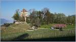 In den Weinbergen, hoch über Montreux thront das Château de Châtelard. 

11. April 2020