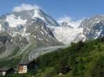 Pigne d´Arolla (3796m) mit Glacier de Piece und Glacier de Tsijiore Nouve, aufgenommen oberhalb Arolla auf dem Weg zur Alp Pra Gra am 14.6.2003 um 7:52 Uhr