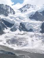 Pointe Sud de Moming (3963m) mit dem Glacier de Moming, aufgenommen von der Cabanne d´Ar Pitetta (2786m) am 6.8.2004 um 14:11