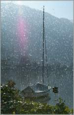 Regen fllt bestenfalls heute Abend - hier versprht Brunnen Wasser und suggeriert einen Gewitterregen...